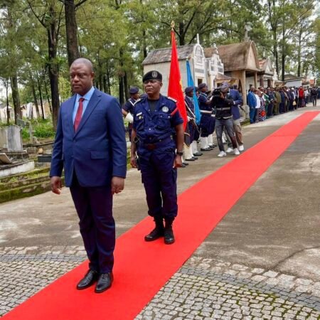 4 de Fevereiro: deposição de coroa de flores no túmulo do soldado desconhecido