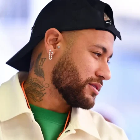 Declaração de Neymar  fala sobre o seu futuro no futebol, confira