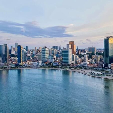 Economista alerta sobre impactos negativos que dívidas podem causar a economia nacional