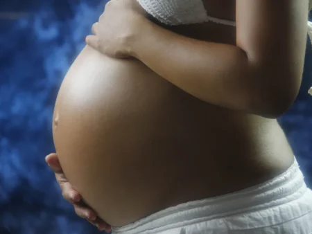 Bebés que nascem prematuros têm maior risco de desenvolver problemas de atenção, diz estudo