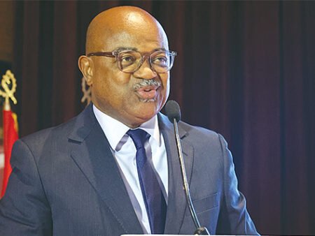 EXECUTIVO TRAÇA META DE 17 MILHÕES DE UTILIZADORES BANCÁRIOS ATÉ 2027